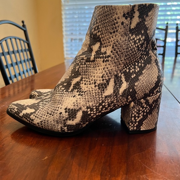 Booties - Picture 2 of 4